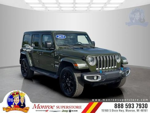 Used 2023 Jeep Wrangler Unlimited Sahara w/ Cold Weather Group AWD/4WD image 1