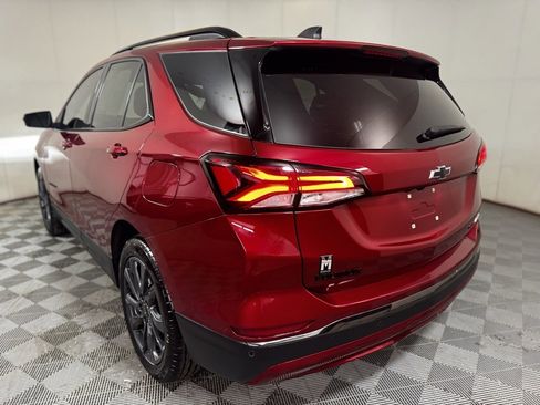 Used 2022 Chevrolet Equinox RS image 4