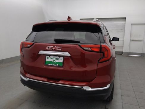 Used 2021 GMC Terrain SLT w/ Infotainment Package II FWD image 7
