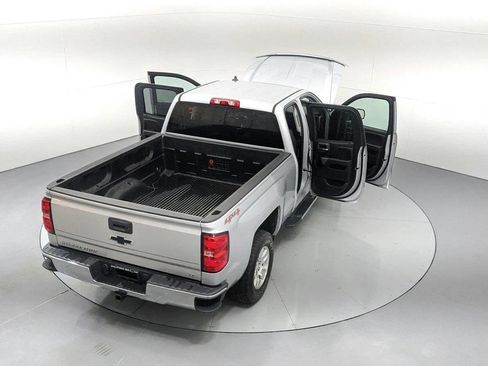 Used 2017 Chevrolet Silverado 1500 LT w/ All Star Edition AWD/4WD image 30