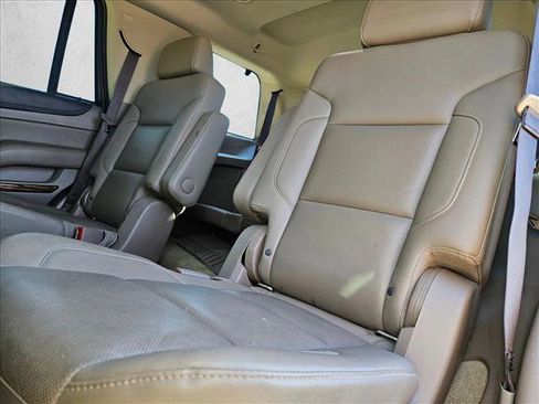 Used 2018 GMC Yukon SLT w/ Open Road Package image 16