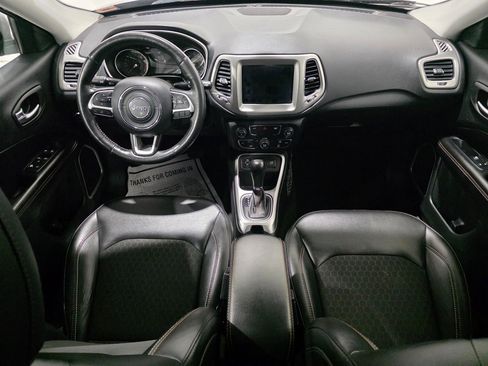 Used 2019 Jeep Compass Altitude w/ Cold Weather Group image 28