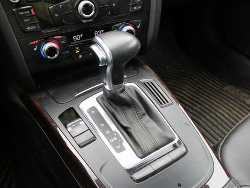 Used 2015 Audi A4 2.0T Premium image 21