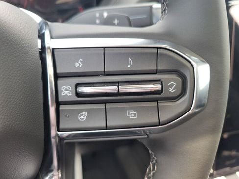 New 2026 GMC Yukon Denali w/ Advanced Technology Package RWD image 19