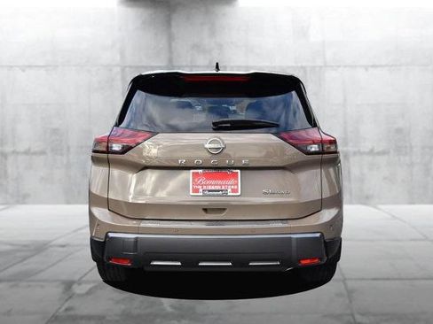 Certified 2024 Nissan Rogue SL image 6