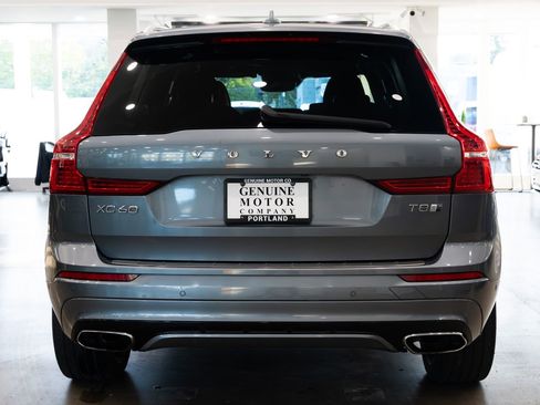 Used 2019 Volvo XC60 T8 R-Design AWD/4WD image 5