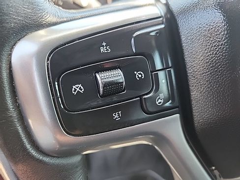 Certified 2022 Chevrolet Silverado 1500 LT w/ Diesel Off-Road Package AWD/4WD image 11