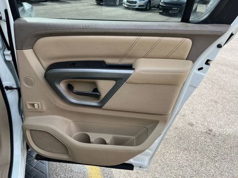 Used 2015 Nissan Armada SL w/ Moonroof Package RWD image 27