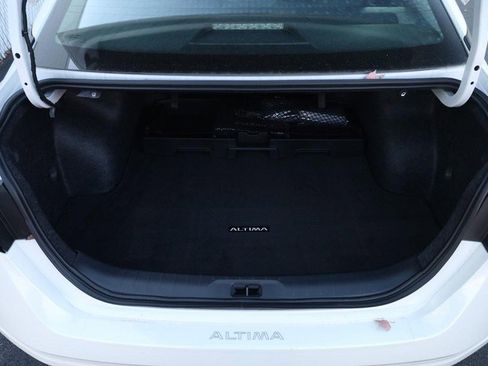 New 2025 Nissan Altima 2.5 SV image 7