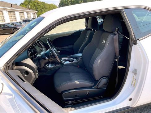 Used 2019 Dodge Challenger R/T Scat Pack RWD image 10