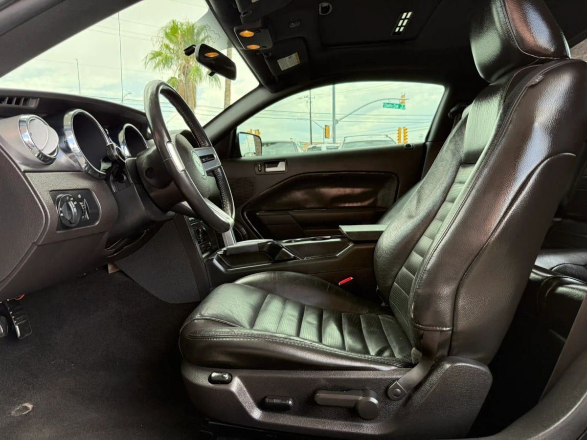 Used 2007 Ford Mustang GT Premium RWD image 37