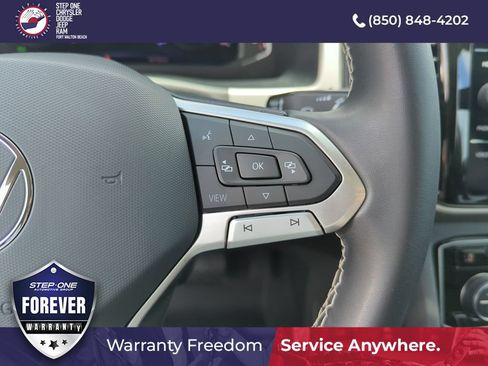Used 2023 Volkswagen Atlas SE w/ Panoramic Sunroof Package FWD image 22