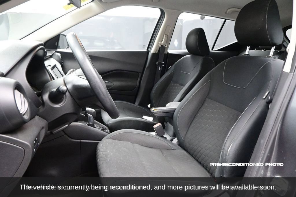 Used 2022 Nissan Kicks S FWD image 13