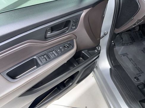 Used 2020 Honda Odyssey Touring image 15