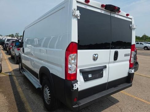 Used 2025 RAM ProMaster 2500 w/ U-Haul Equipment Group FWD image 5
