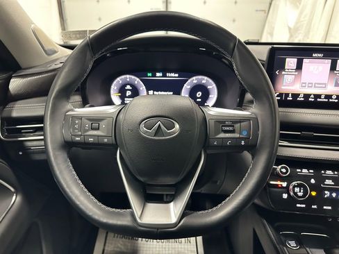 Used 2023 INFINITI QX60 Sensory w/ Cargo Package image 18