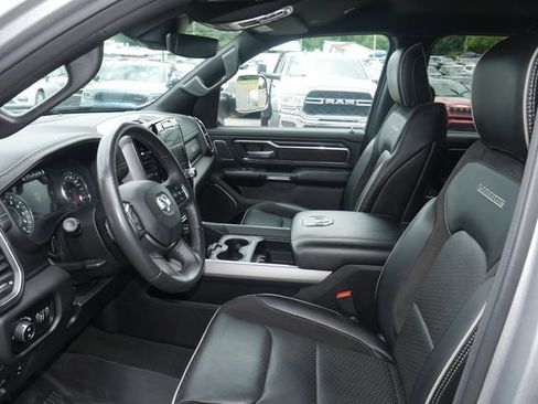 Used 2024 RAM 1500 Laramie AWD/4WD image 2