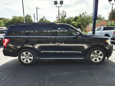Used 2019 Ford Expedition XLT w/ Equipment Group 202A RWD image 5