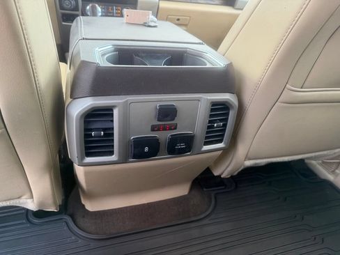 Used 2019 Ford F150 Lariat w/ Equipment Group 502A Luxury AWD/4WD image 23