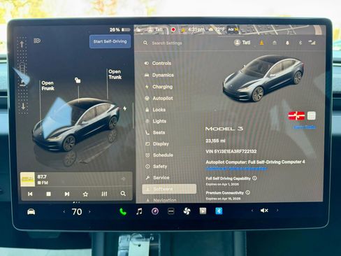 Used 2024 Tesla Model 3 Standard Range image 24