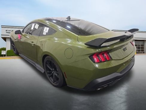 Used 2024 Ford Mustang GT RWD image 3