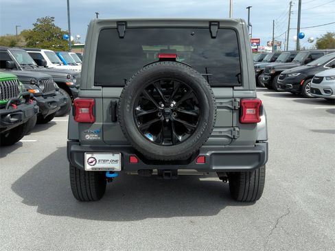 Used 2023 Jeep Wrangler Unlimited Sahara w/ Cold Weather Group image 6