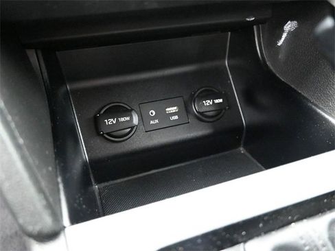 Used 2020 Hyundai Elantra SE w/ Cargo Package (C1) image 28