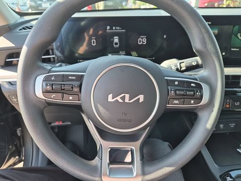 Used 2025 Kia K5 LXS FWD image 13