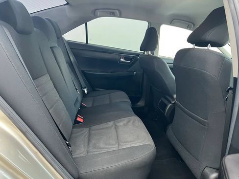 Used 2016 Toyota Camry LE FWD image 10