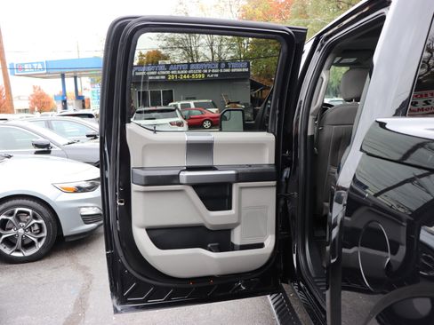 Used 2019 Ford F150 XLT w/ Equipment Group 302A Luxury image 25