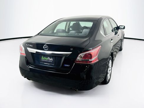 Used 2013 Nissan Altima 2.5 S FWD image 9