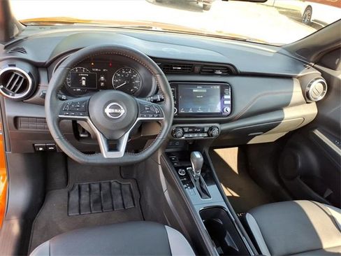 Certified 2023 Nissan Kicks SR w/ SR Premium Package image 6