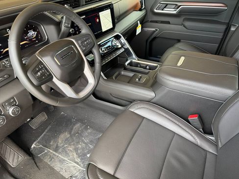 New 2026 GMC Sierra 2500 Denali w/ Denali Reserve Package AWD/4WD image 10