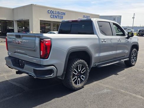 Used 2023 GMC Sierra 1500 AT4 w/ AT4 Preferred Package AWD/4WD image 3