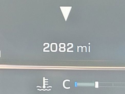 Used 2025 Chevrolet Silverado 1500 ZR2 w/ Technology Package image 34