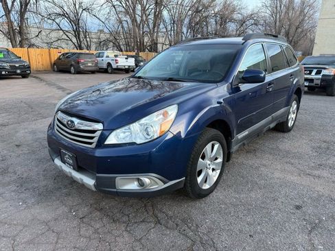 Used 2011 Subaru Outback 3.6R Limited w/ PWR Moonroof Pkg image 3