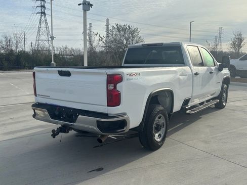 Used 2022 Chevrolet Silverado 2500 W/T w/ WT Convenience Package image 3