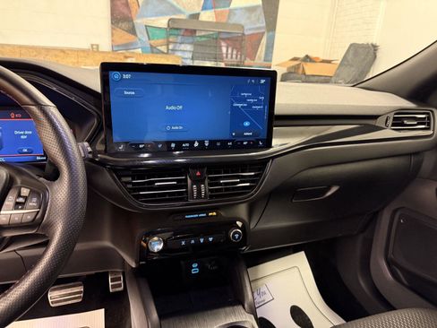 Used 2023 Ford Escape ST-Line w/ Tech Pack #1 image 17