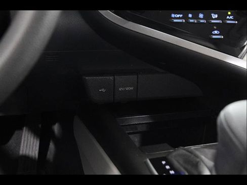 Used 2024 Toyota Camry LE image 14