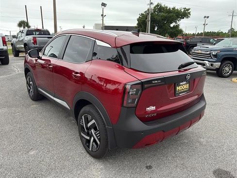 Used 2026 Nissan Kicks SV w/ Illumination Package FWD image 6