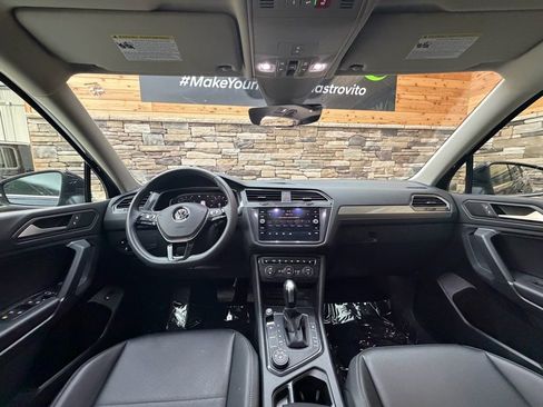 Used 2020 Volkswagen Tiguan SEL image 16