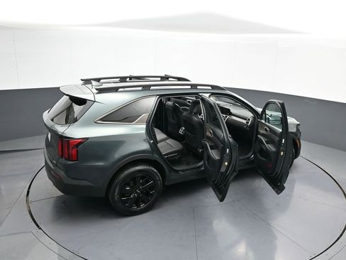 Certified 2023 Kia Sorento S w/ Panoramic Sunroof Package image 46