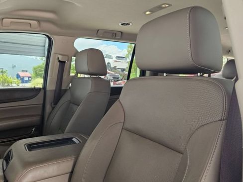 Used 2018 GMC Yukon XL SLT RWD image 15