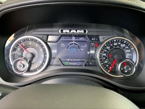Used 2019 RAM 1500 Laramie image 26