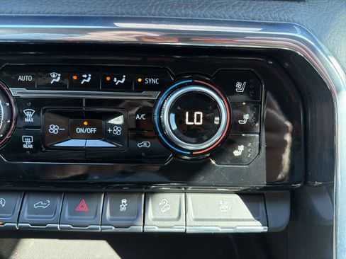 Used 2024 GMC Sierra 1500 Denali w/ Denali Reserve Package AWD/4WD image 61