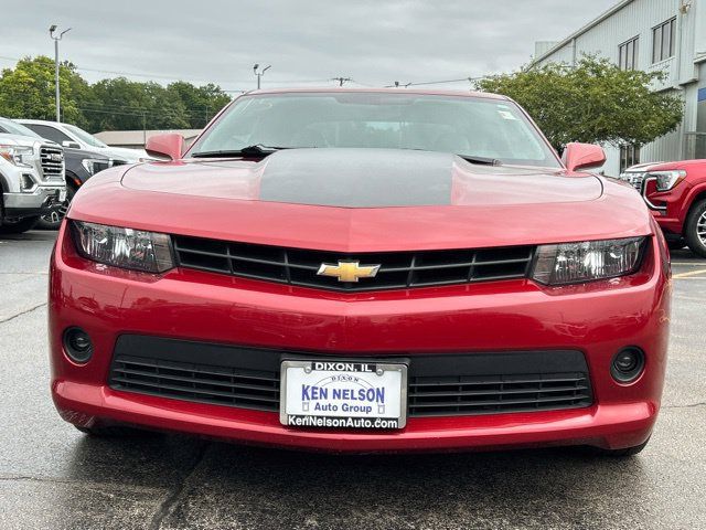 Used 2015 Chevrolet Camaro LT w/ 1LT Preferred Package RWD image 2