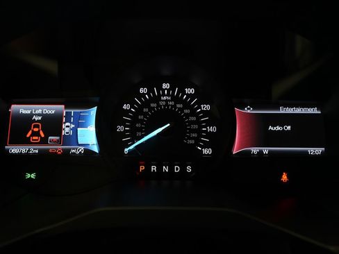 Used 2020 Ford Edge SEL w/ Cold Weather Package AWD/4WD image 2
