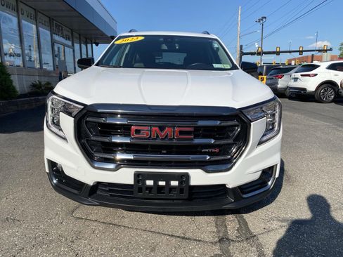 Used 2023 GMC Terrain AT4 AWD/4WD image 11