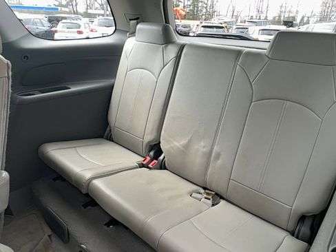 Used 2016 GMC Acadia SLT image 19