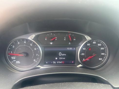 Used 2023 GMC Terrain SLT FWD image 10
